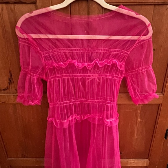 Pink sheer floor lengh princess dress - Picture 1 of 3